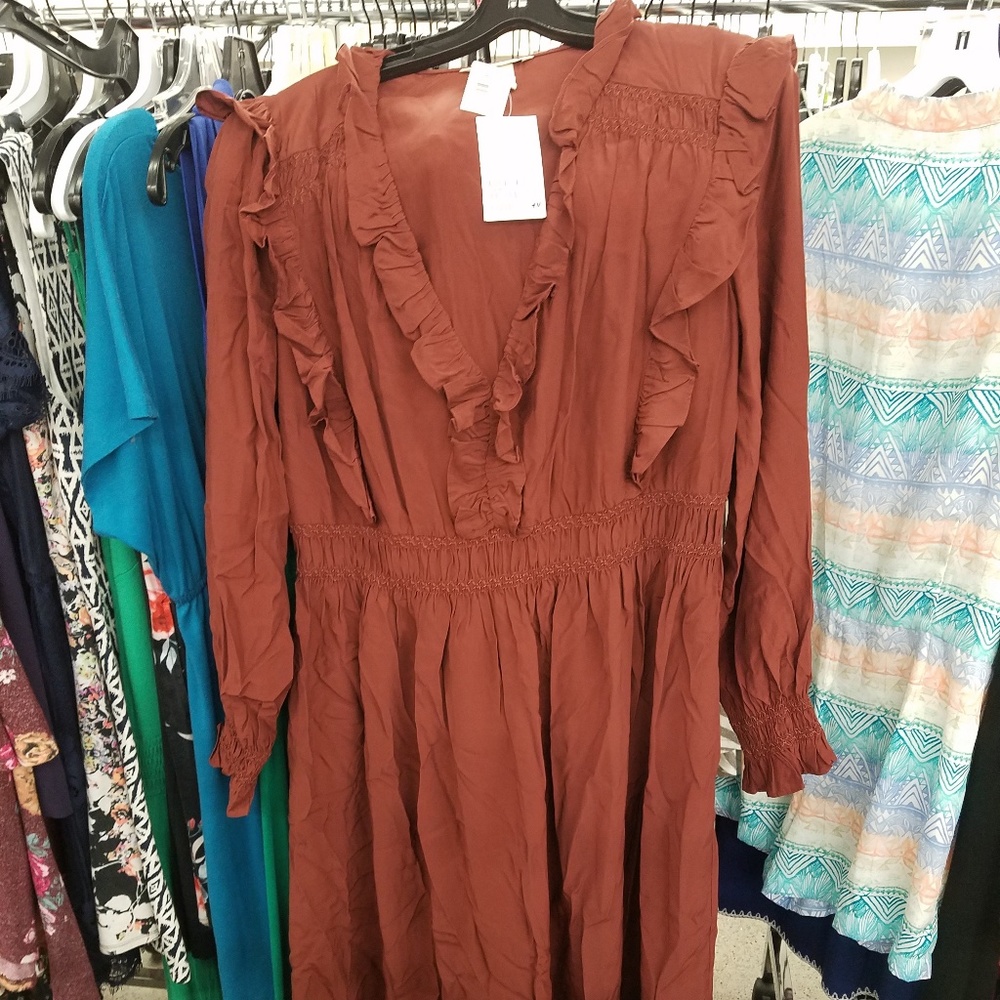 ISO!!! H&M Brown, long-sleeved dress!!